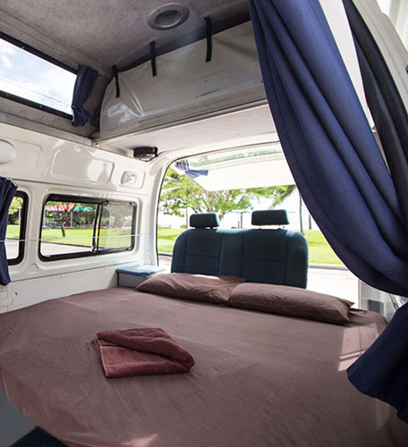 hire campervan example Paradise Family 5