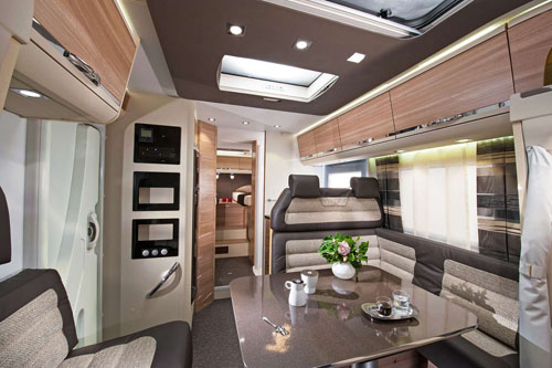 rent a camper example Matrix M 670