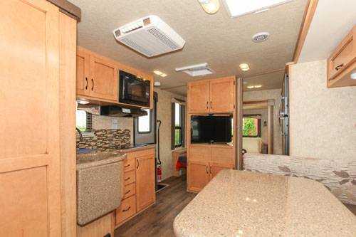 motorhome hire usa example Adventurer 4