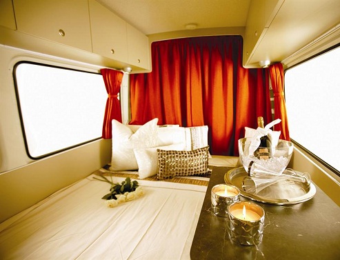 motorhome rental example Aquila