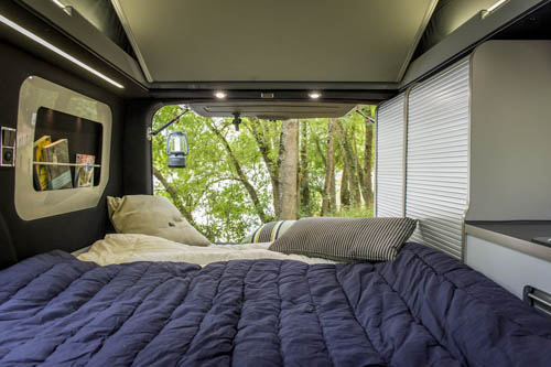 luxury rv rental example Hi-Top