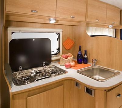 rv rent example Mclouis 225