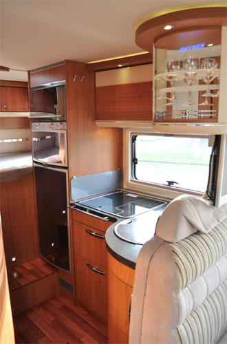 rv rent example Hymer B 524 STAR