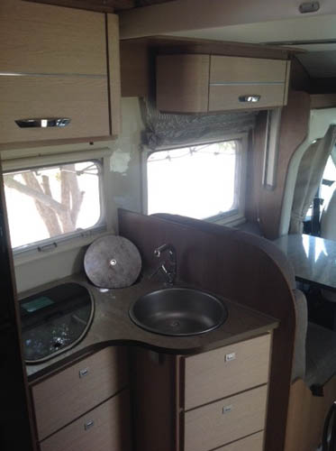 rent a camper example MC 4-69