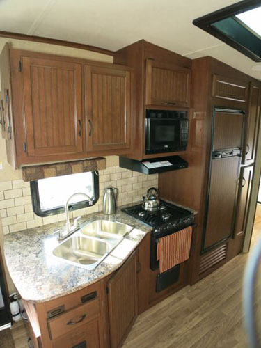 rent a camper example 31 Bunk 5th Wheel