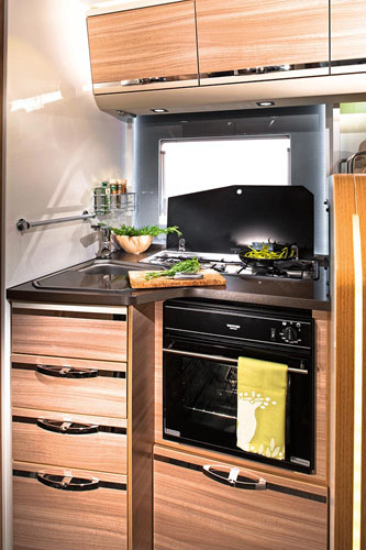 rent a campervan example Matrix M 670 SL Platinum