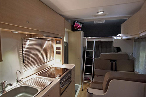 new zealand motorhome hire example Vista