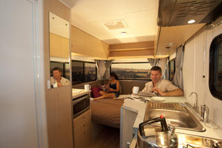 motorhome hire nz example Platinum Beach - Elite