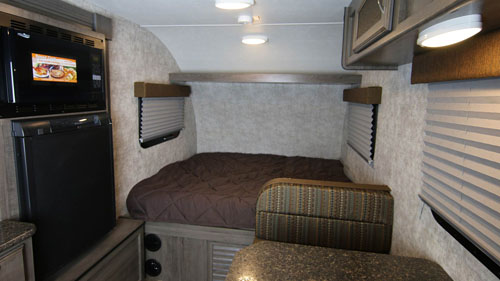 rv rental example Jeep/Trailer