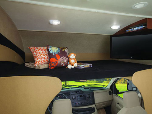 luxury rv rental example 31-32