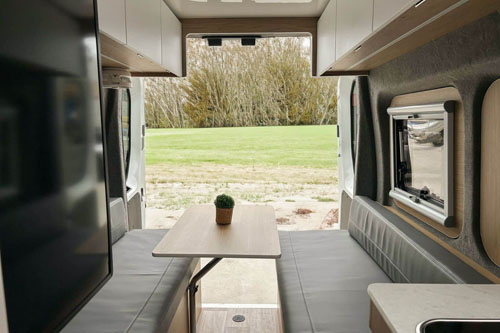 2 Berth Rover