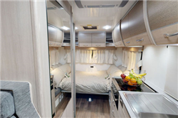 4 Berth Adventurer