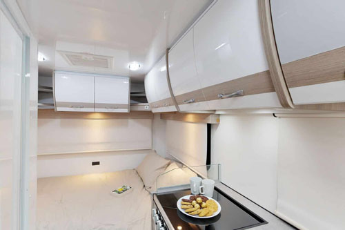 6 Berth Deluxe