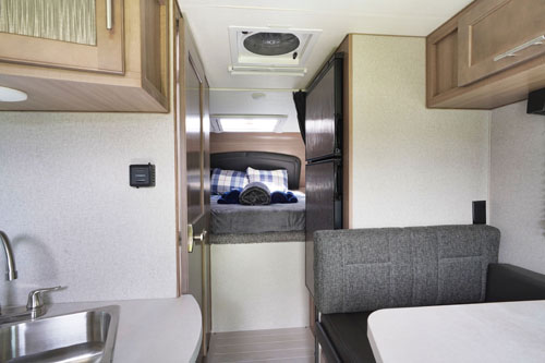 4x4 Truck Camper Bronze