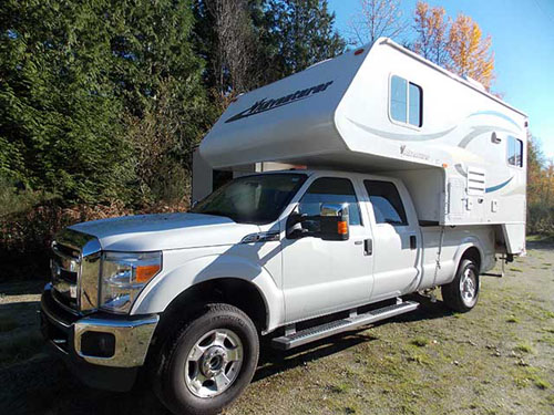 luxury rv rental example Pickup 16