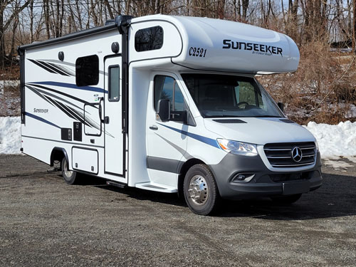 25′ Class C Mercedes Motorhome