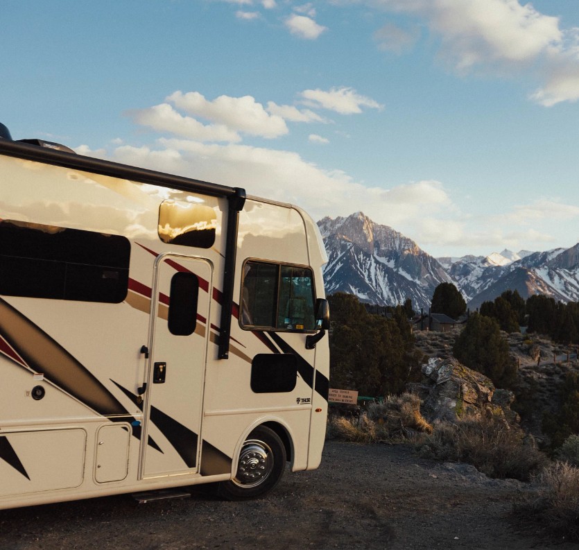 Luxury RV rentals in Los Angeles price